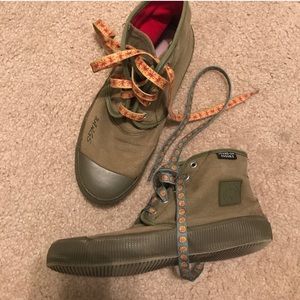 Bangs Olive high tops